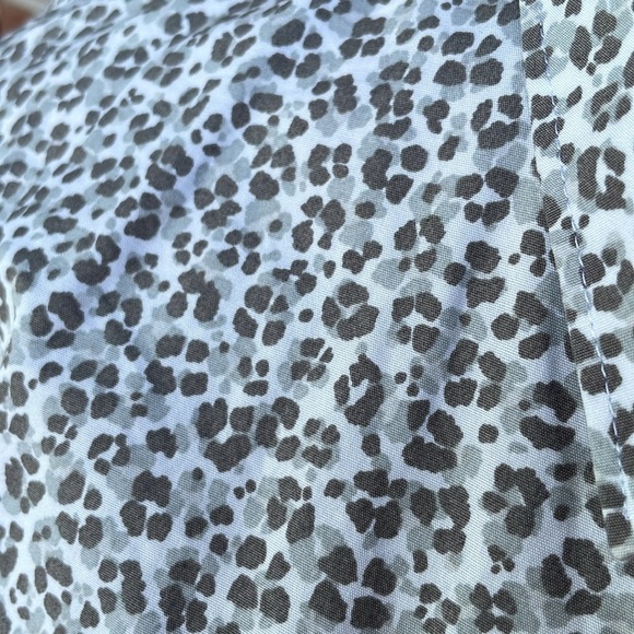 Land’s End No Iron Supima Button Up‎ Shirt - Picture 3 of 8